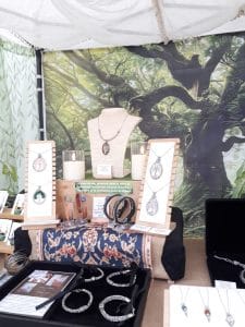 stand le monde en cy médiévales château de la Giraudais